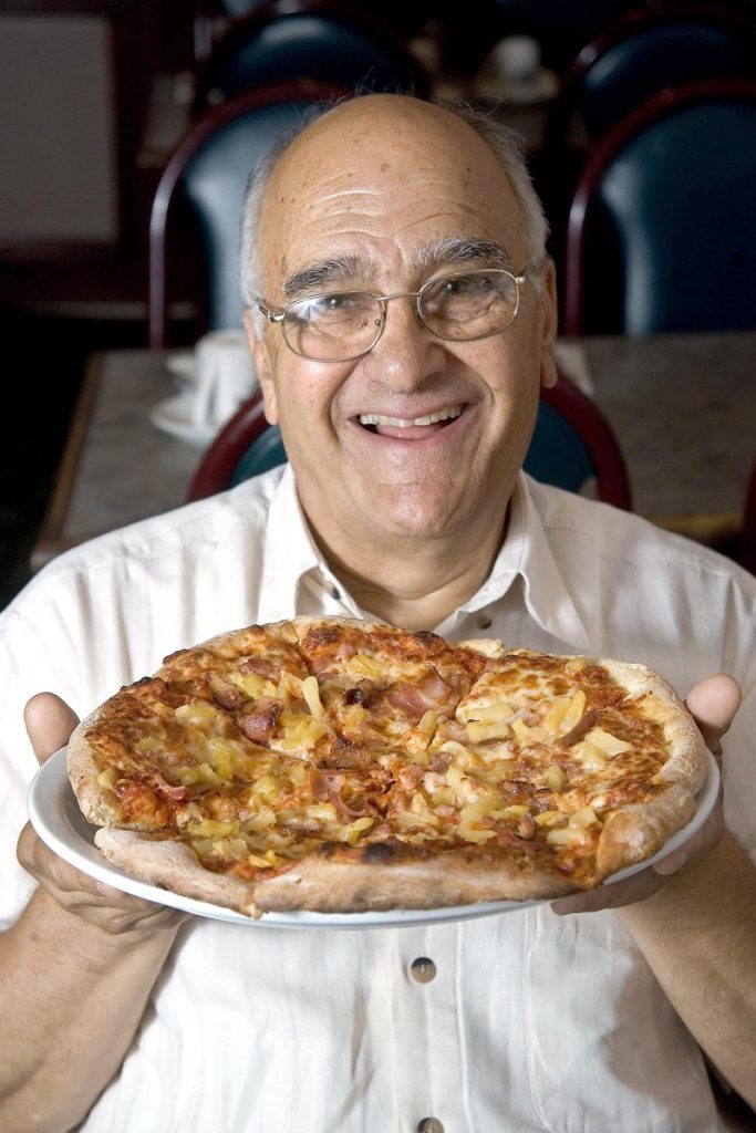 Morto Sam Panopoulos, l’inventore della pizza con l’ananas