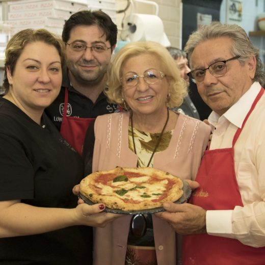 Famiglia Starita pizzeria Starita a Materdei