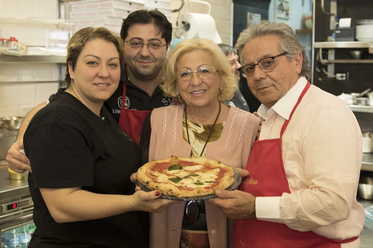 Famiglia Starita pizzeria Starita a Materdei