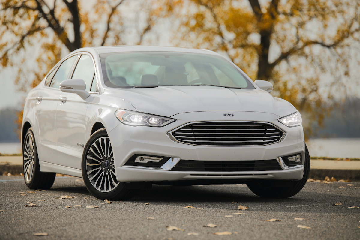 Ford Fusion Hybrid domino's