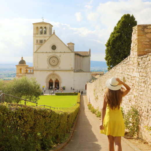 umbria assisi ristorazione lente d'ingrandimento