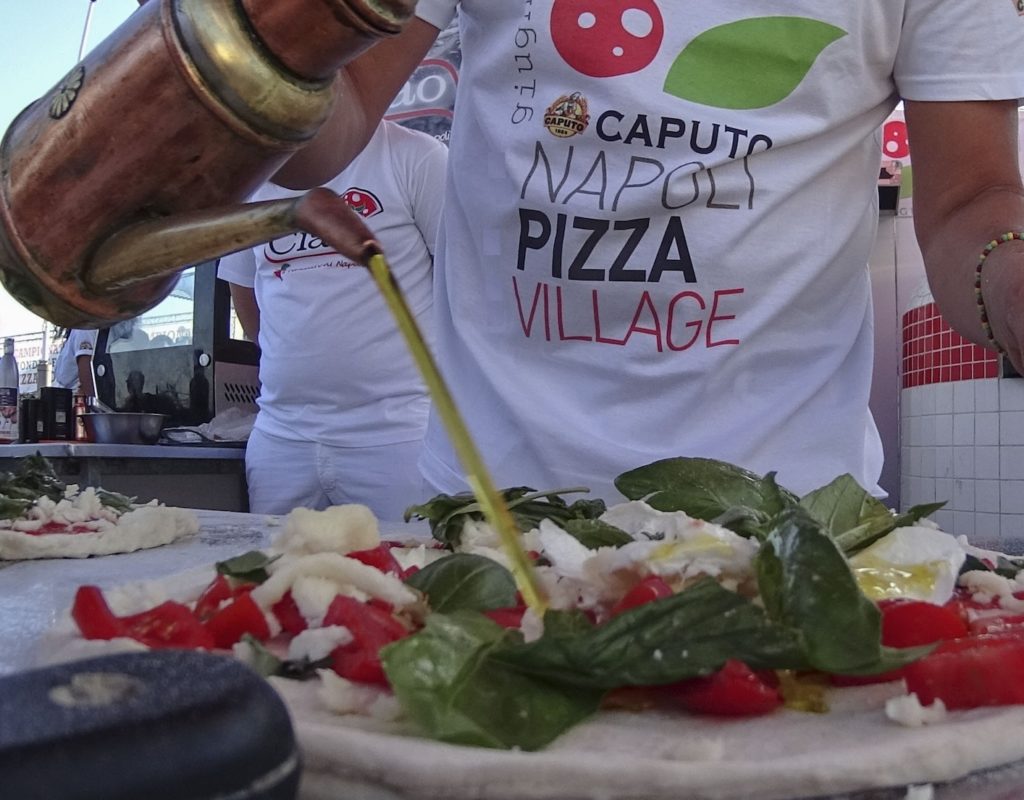 Napoli Pizza Village e l'edizione dei record: oltre un milione gli appassionati di pizza napoletana 