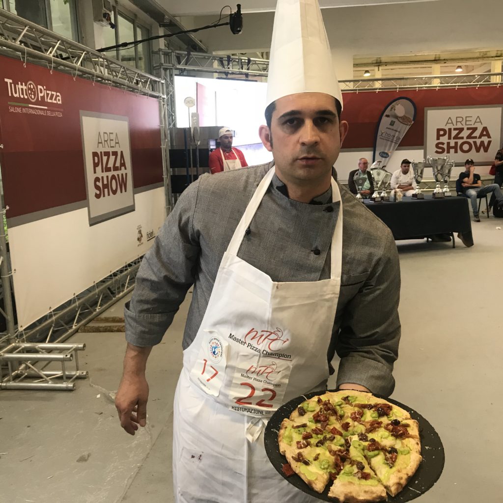 Il vincitore social della tappa di Napoli di Master Pizza Champion è Roberto Giagnorio