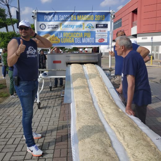 La focaccia più lunga del mondo a Piove di Sacco