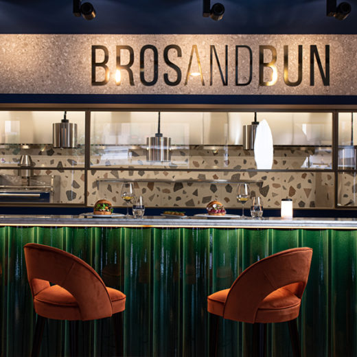 Bros and Bun hamburgeria Napoli design Costa Group