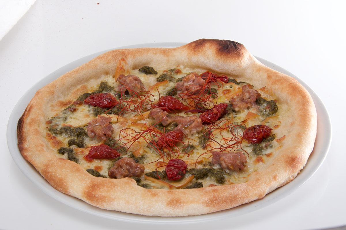 pizza con crema di friarielli