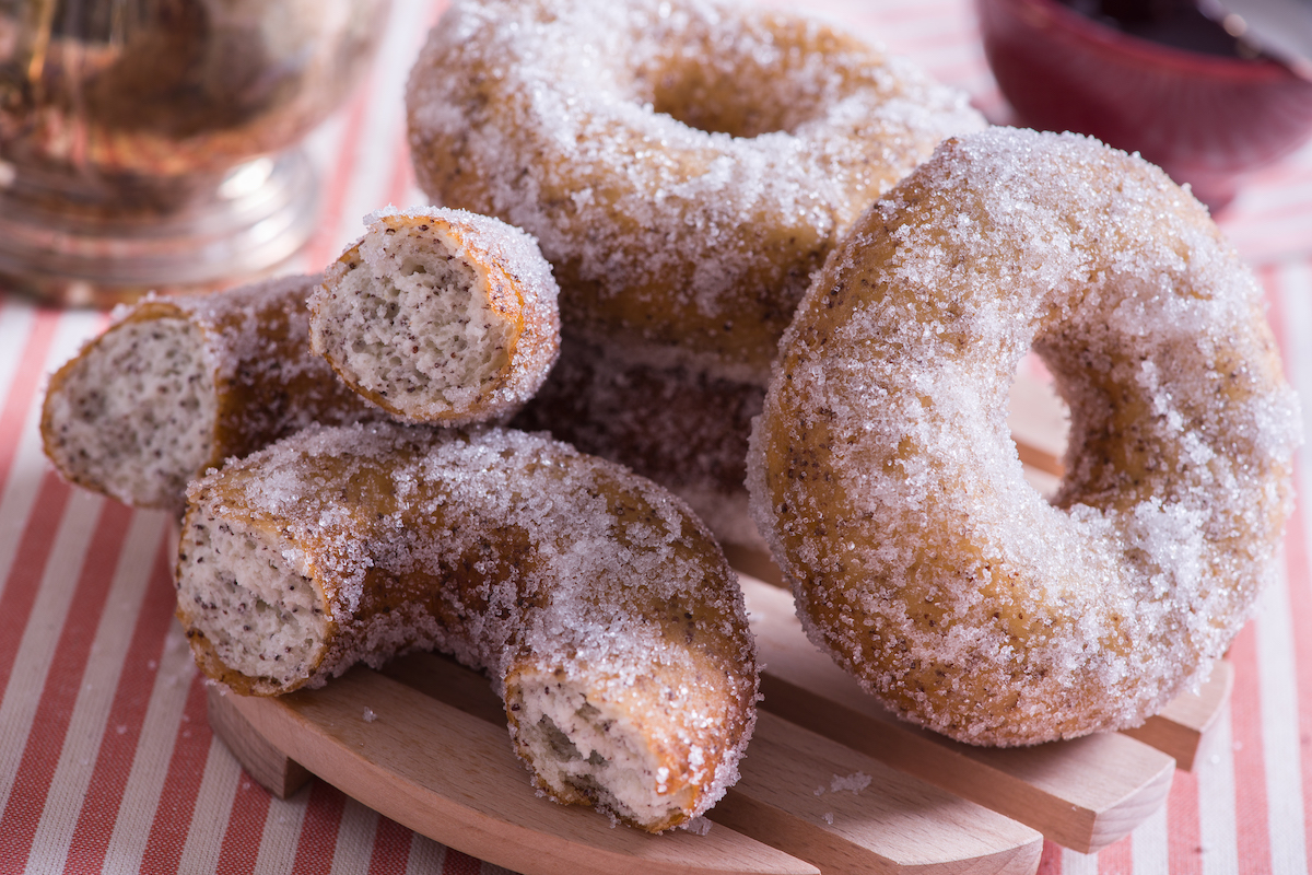 Ciambella con farina di semi di papavero e lievitino