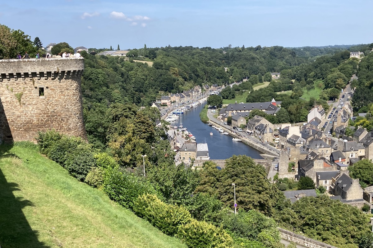 Dinan, Fiume Rance dai bastioni 