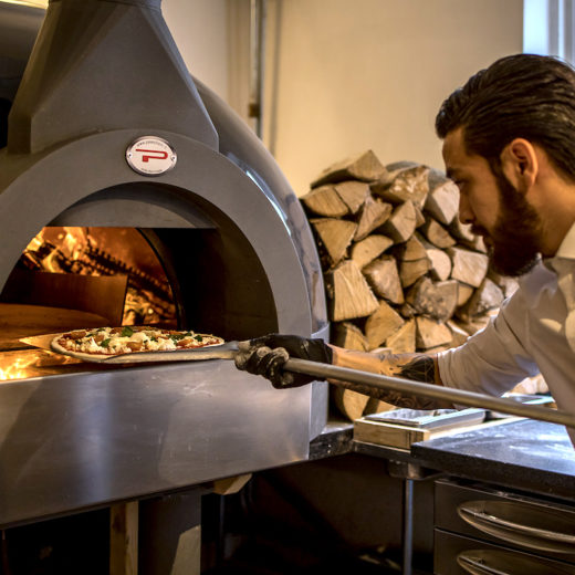 pavesi forni Modena la pizza non si ferma