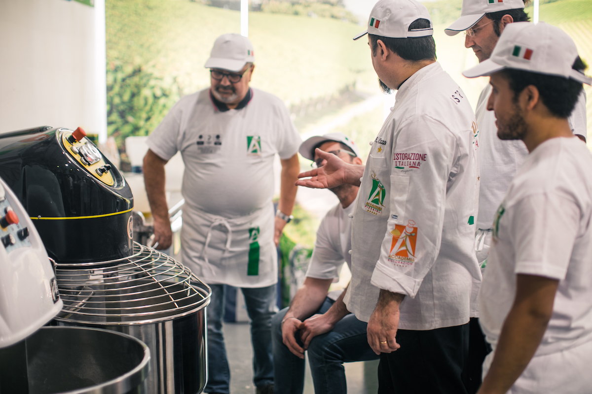 Corso pratico pizzaiolo accademia