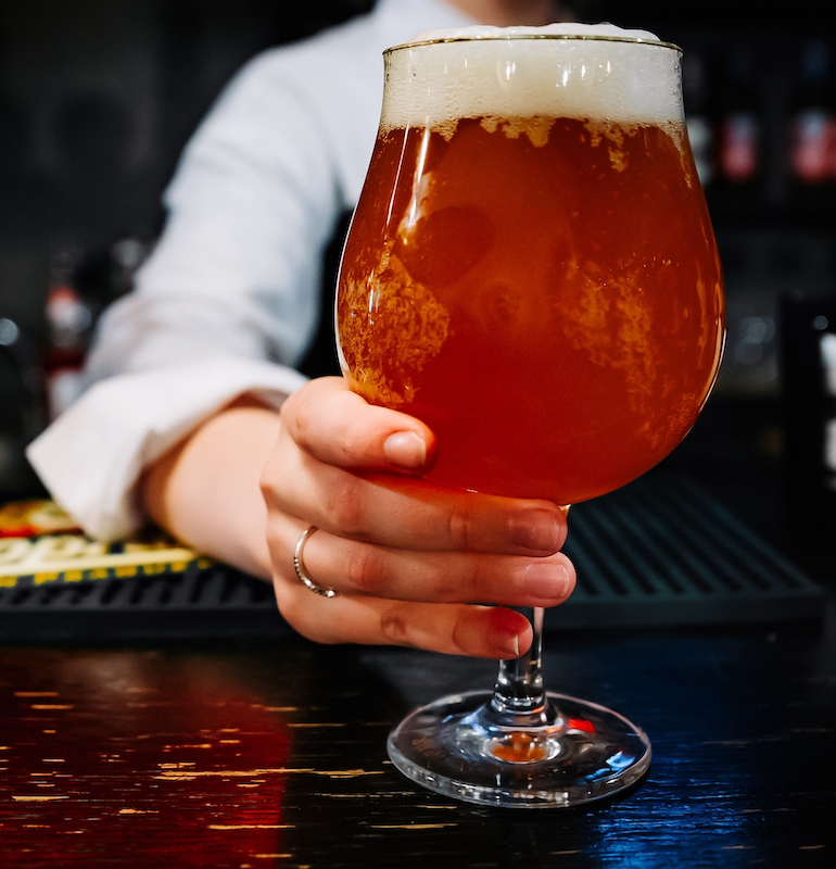 schiuma spillatura birra