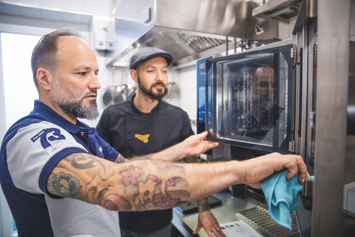 Fermo macchina intervento Rational