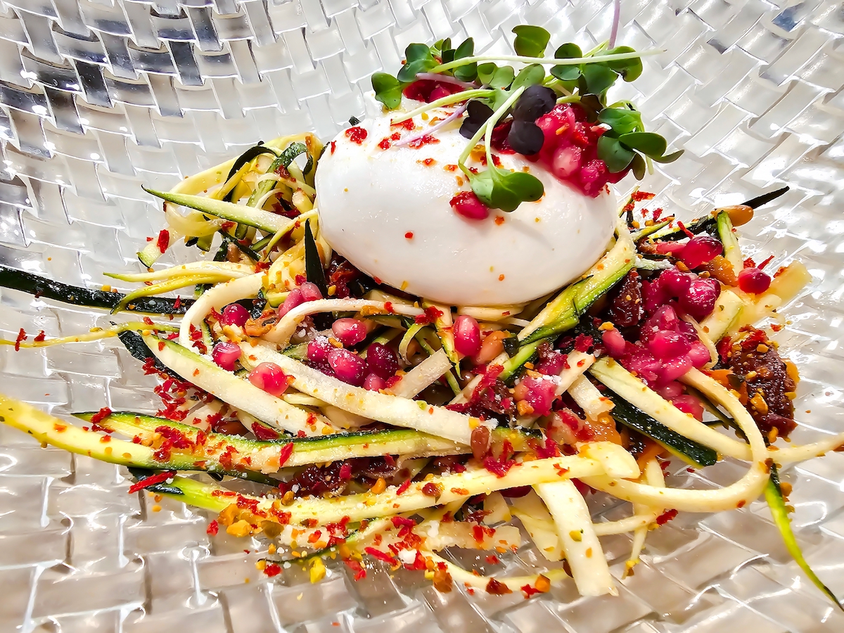 burrata con melograno
