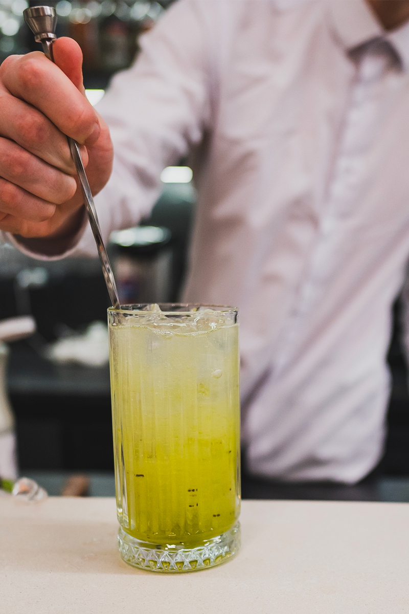 highball cocktail