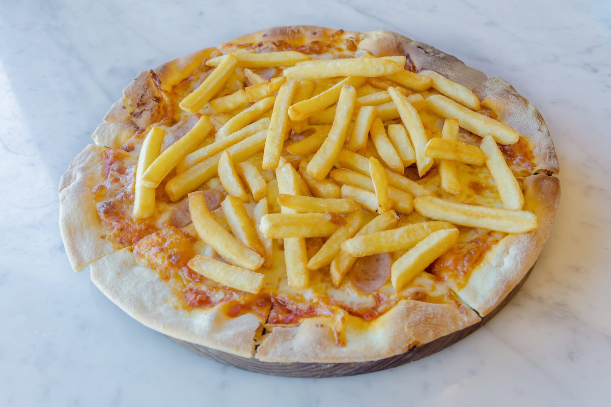 pizza wurstel patatine