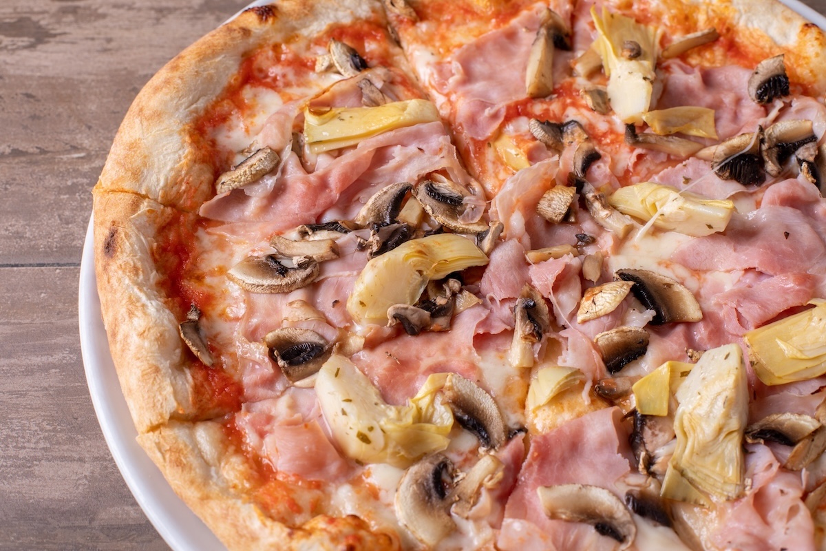 prosciutto e funghi