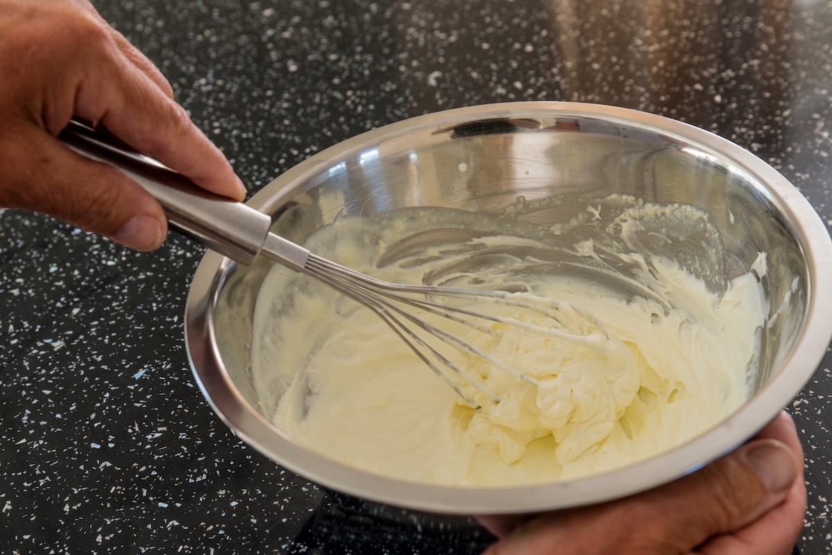 crema montata preparazione ristorazione professionale